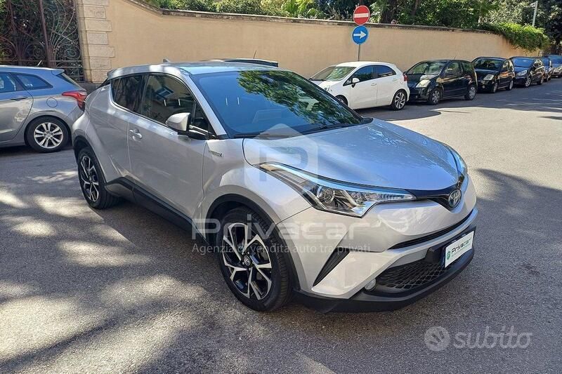 Usata Toyota C-HR Trend 98 CV (72 kW) 2018 Grigio SUV