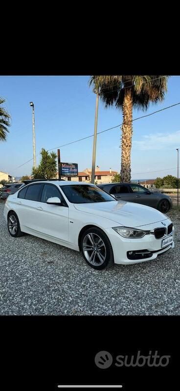 Bianco Usata 2012 BMW 320 Efficient Dynamics Tre volumi | 9000 € (Buon prezzo) - Immagine 1/4
