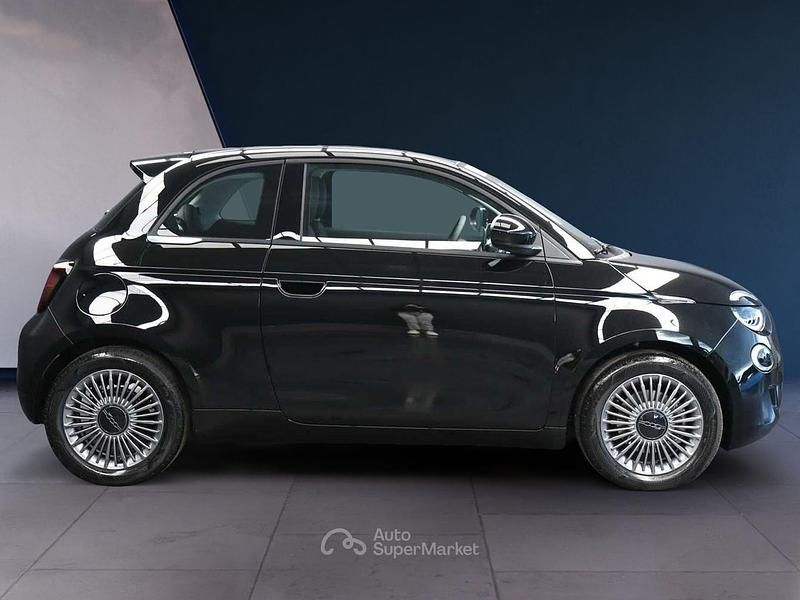 Nuova Fiat 500 65 CV (47 kW) 2026 Nero Berlina