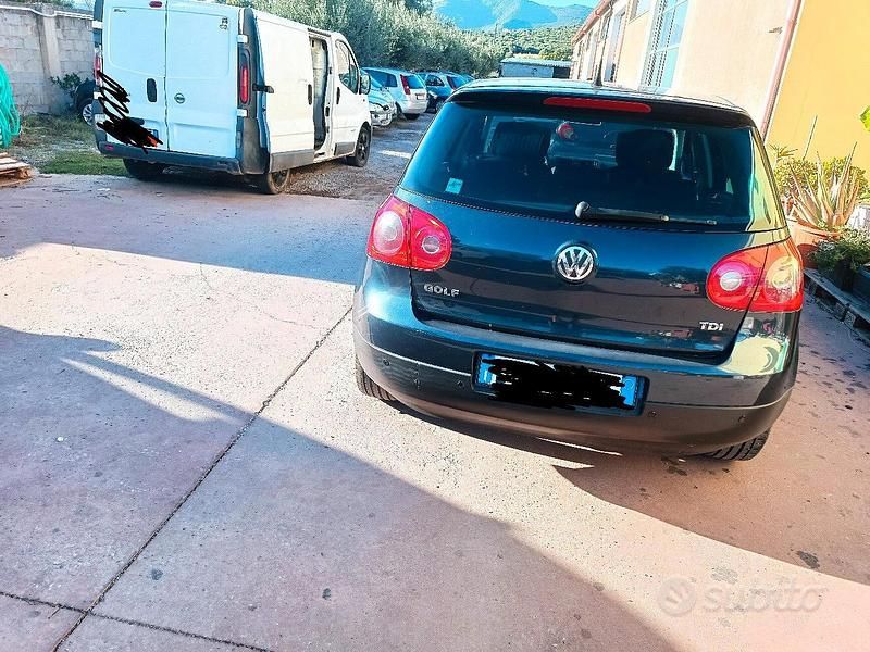 Usata VW Golf VI 105 CV (77 kW) 2008 Utilitaria