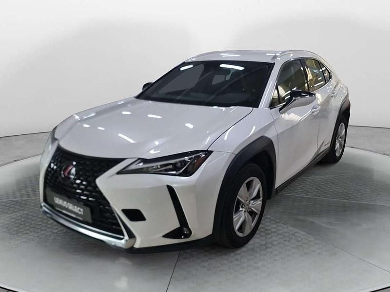 Usata Lexus UX 250h Business Edition 174 CV (127 kW) 2022 Bianco SUV