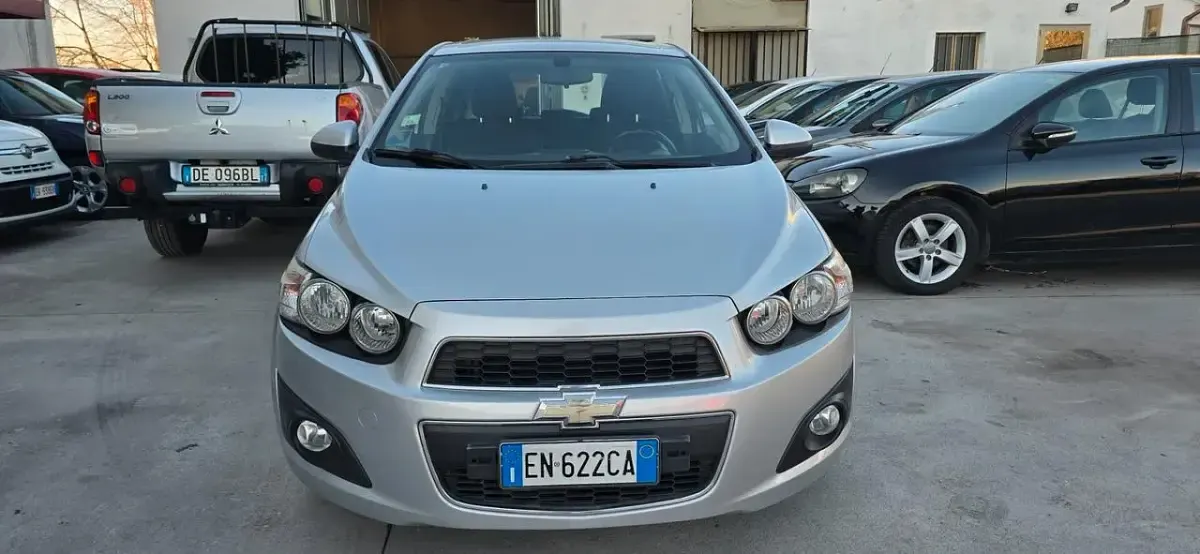 Usata Chevrolet Aveo LT 86 CV (63 kW) 2013 Grigio Berlina
