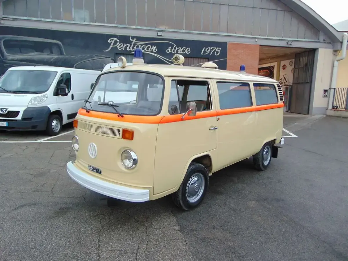 Usado VW T2 50 CV (36 kW) 1977 Amarillo Van