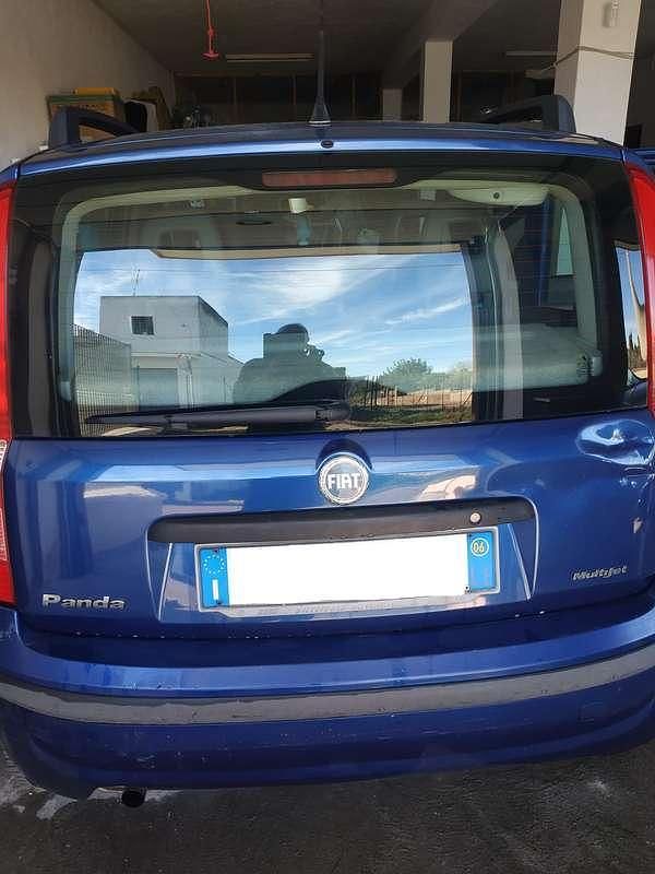Usata Fiat Panda Emotion 69 CV (50 kW) 2006 Blu/azzurro Utilitaria