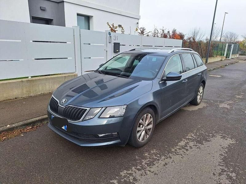 Usata Skoda Octavia G-TEC Executive 110 CV (80 kW) 2017 Station wagon