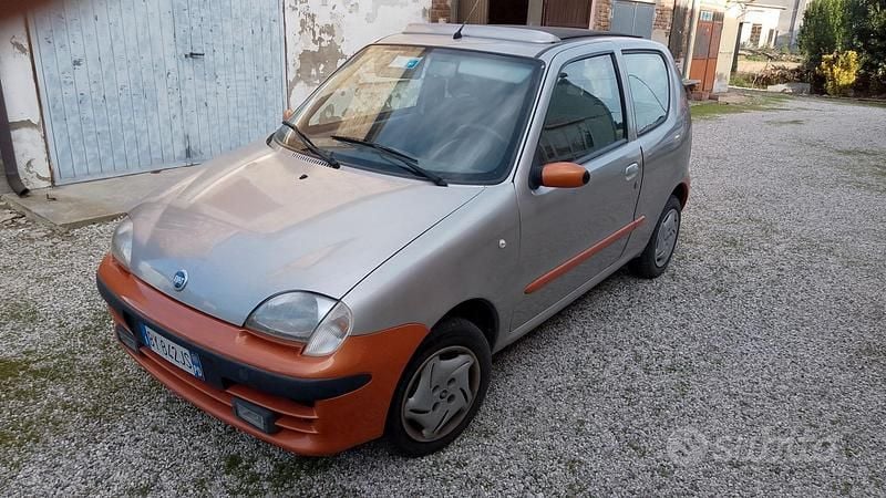 Usata Fiat 600 2002 Grigio Cabrio
