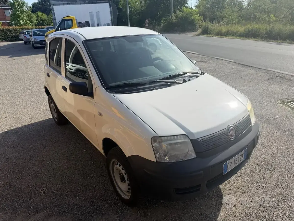 Usata Fiat Panda 4x4 Active 69 CV (50 kW) 2008 Bianco Utilitaria