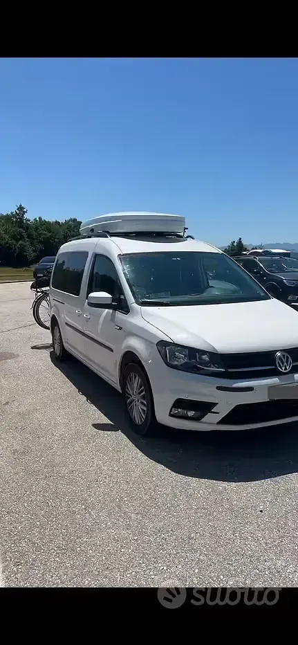 Usata VW Caddy Maxi 102 CV (75 kW) 2020 Bianco Monovolume