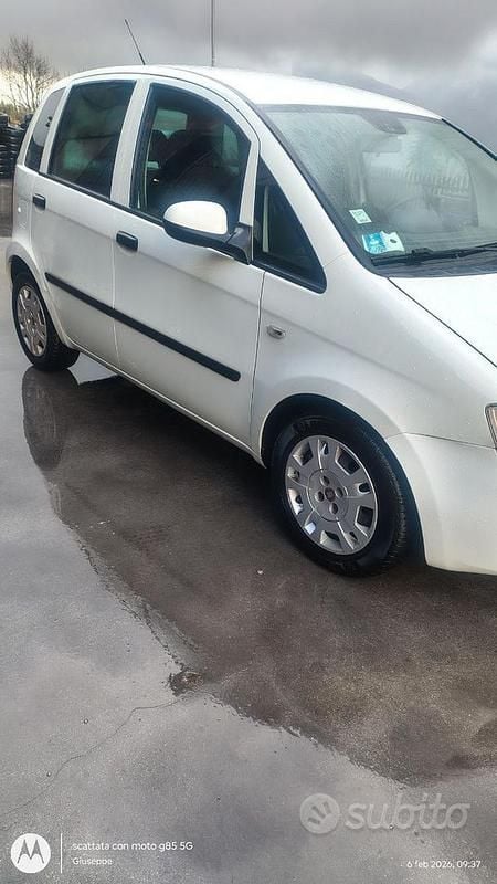 Usata Fiat Idea 95 CV (69 kW) 2011 Bianco Monovolume