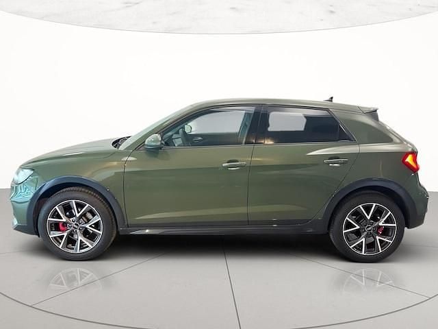 Usata Audi A1 Business 116 CV (85 kW) 2025 Verde distretto metallizzato SUV