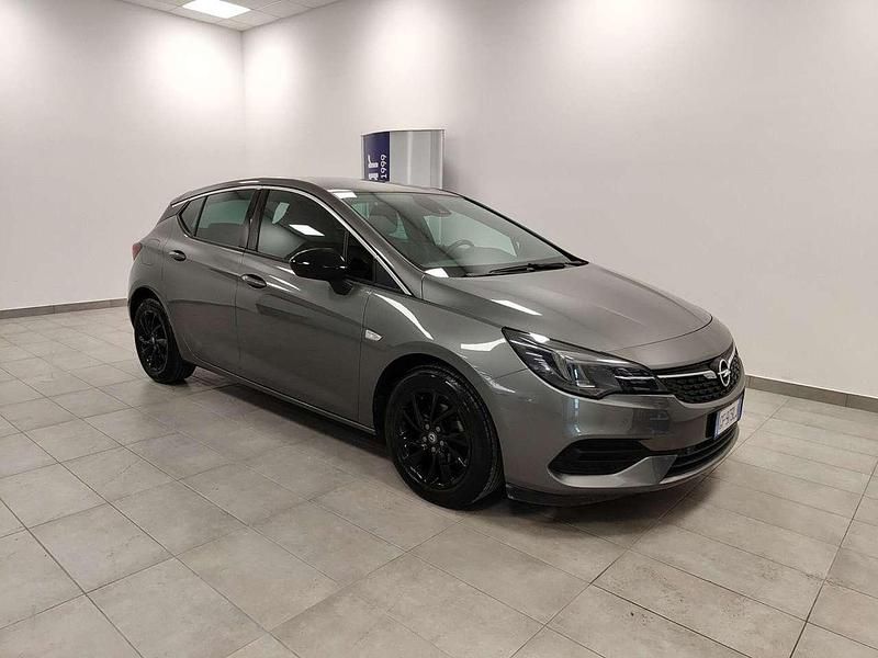 Usata Opel Astra Elegance 122 CV (89 kW) 2021 Grigio Utilitaria