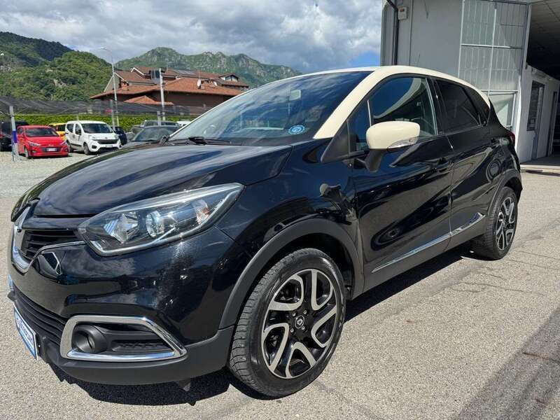 Nero Usata 2016 Renault Captur SUV | 10.500 € (Buon prezzo) - Immagine 1/4