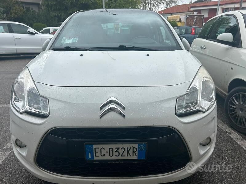Usata Citroën C3 Exclusive 68 CV (50 kW) 2011 Bianco Utilitaria