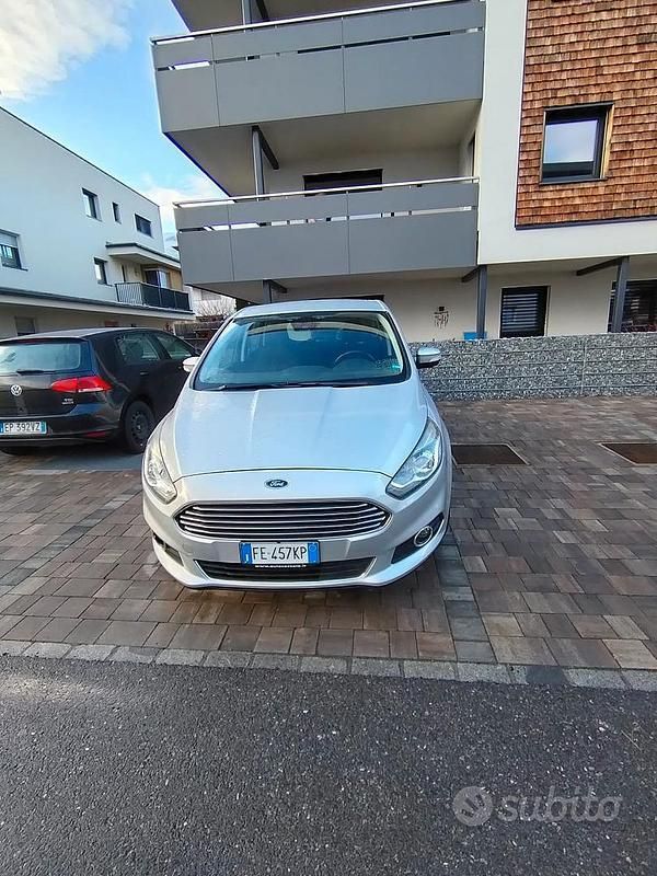 Usata Ford S-MAX S 150 CV (110 kW) 2016 Grigio Monovolume