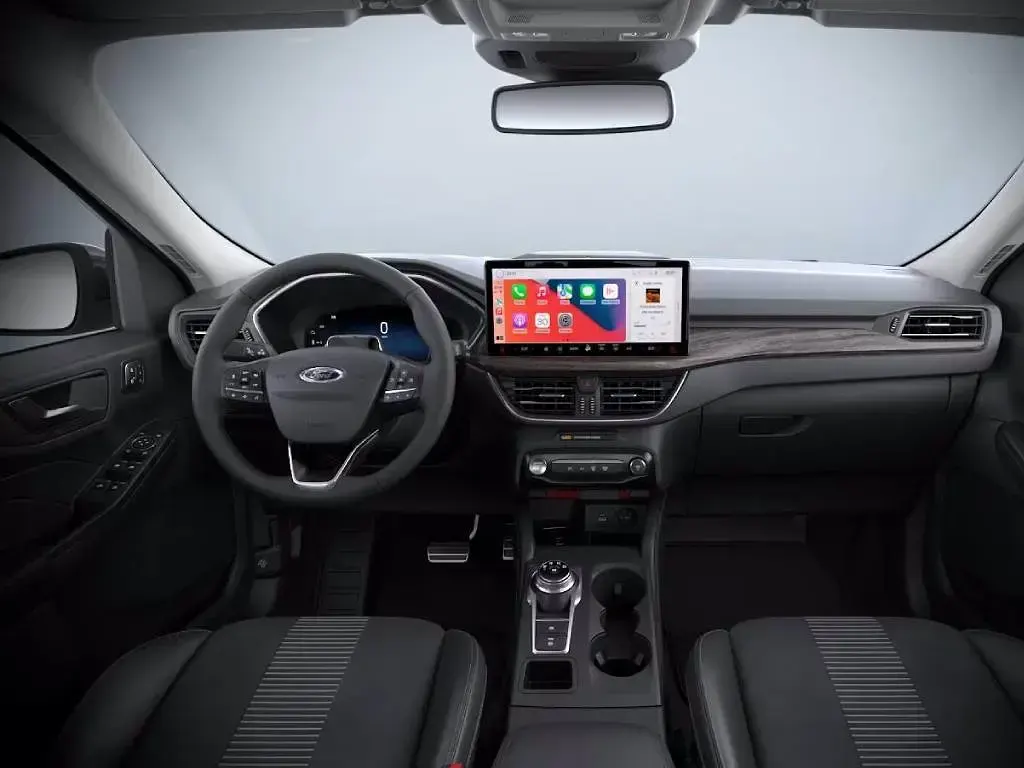 Nuova Ford Kuga Active X 180 CV (132 kW) 2026 Bursting green  metallizzato SUV