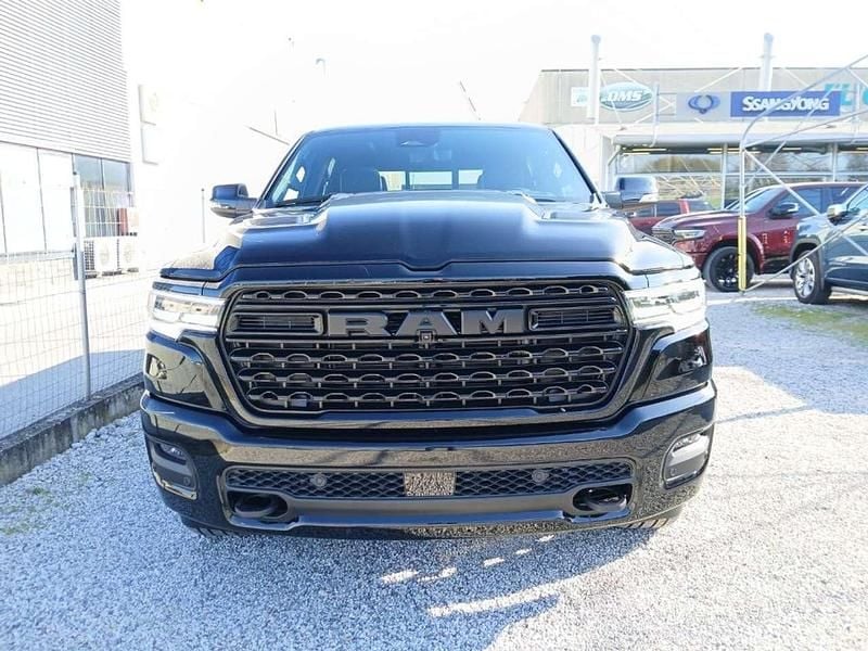 Nuova RAM 1500 540 CV (397 kW) 2026 Nero Pick-up