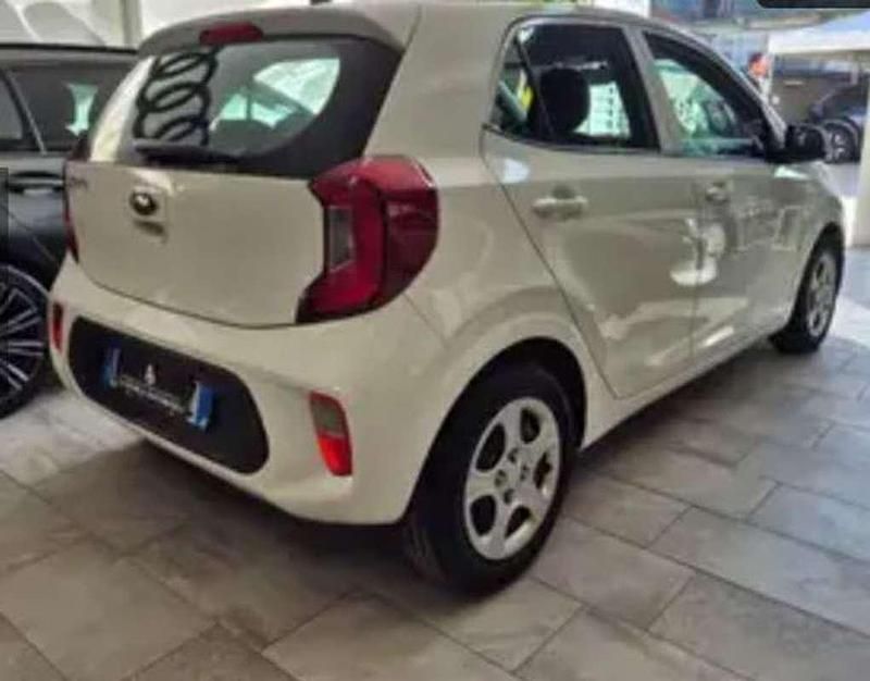 Usata Kia Picanto LX 60 CV (44 kW) 2008 Utilitaria