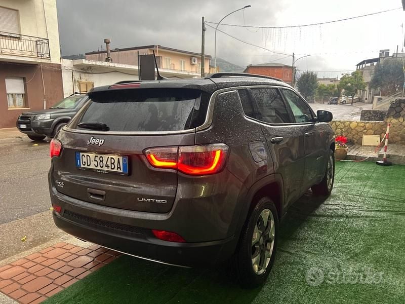 Usata Jeep Compass 140 CV (102 kW) 2021 Grigio SUV