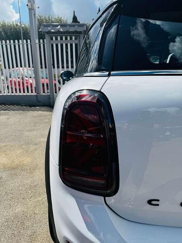 Usata Mini Cooper D Countryman Hype 150 CV (110 kW) 2018 Bianco SUV