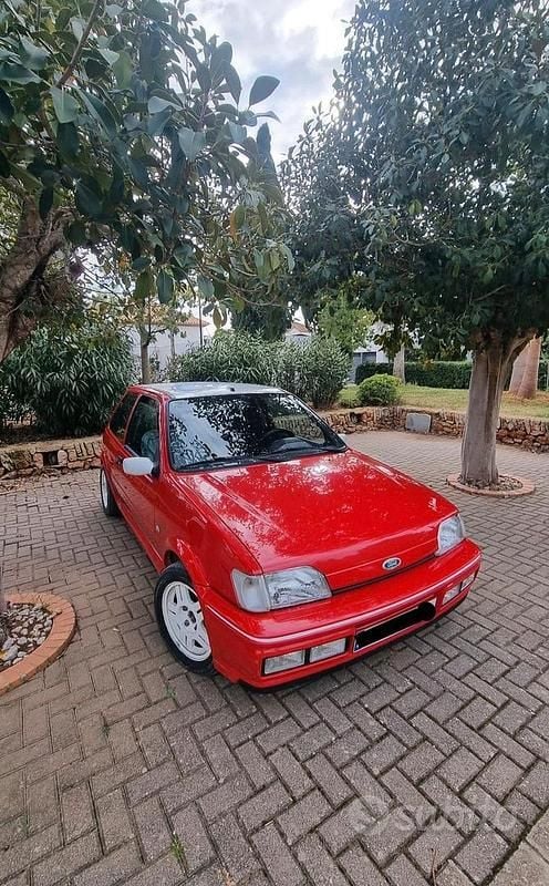 Usata Ford Fiesta RS 131 CV (96 kW) 1992 Rosso Utilitaria