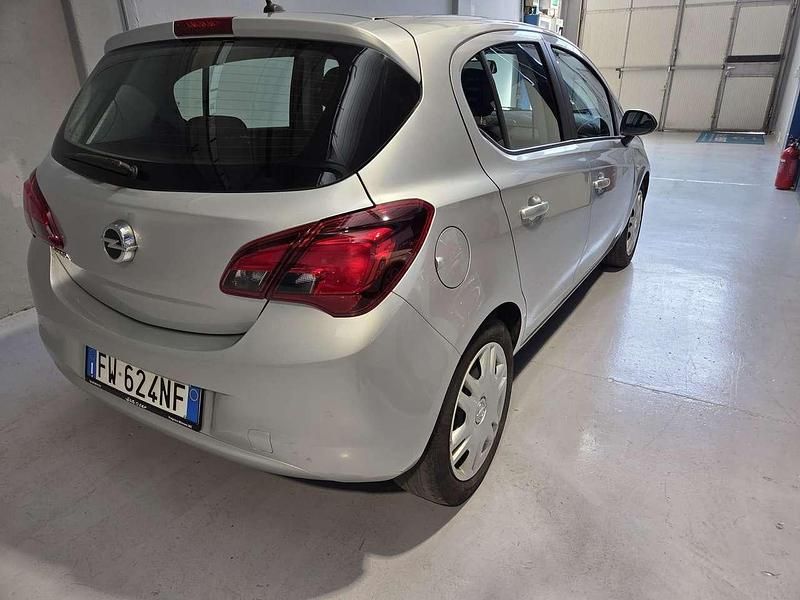 Usata Opel Corsa Cosmo 69 CV (50 kW) 2019 Grigio Utilitaria