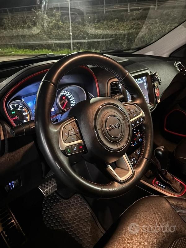 Usata Jeep Compass Trailhawk 200 CV (147 kW) 2020 Verde SUV