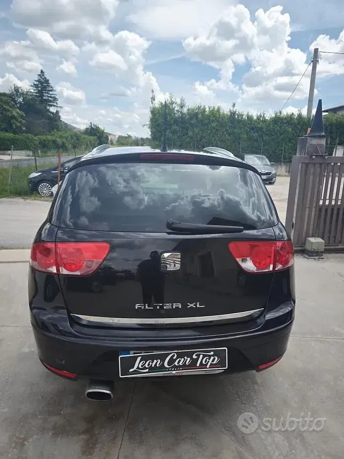 Usata Seat Altea XL 105 CV (77 kW) 2013 Nero Monovolume