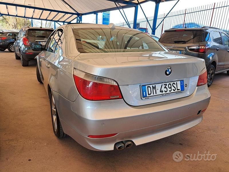 Usata BMW 525 177 CV (130 kW) 2007 Grigio Berlina
