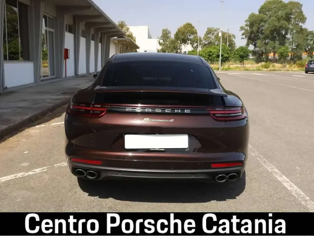 Usata Porsche Panamera 330 CV (242 kW) 2017 Mogano Berlina