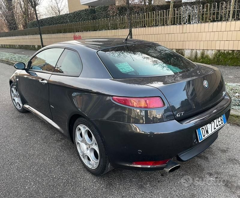 Usata Alfa Romeo GT 2009 Grigio Coupé