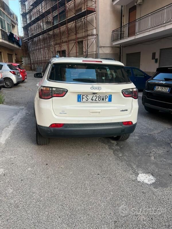 Usata Jeep Compass 120 CV (88 kW) 2018 Bianco SUV