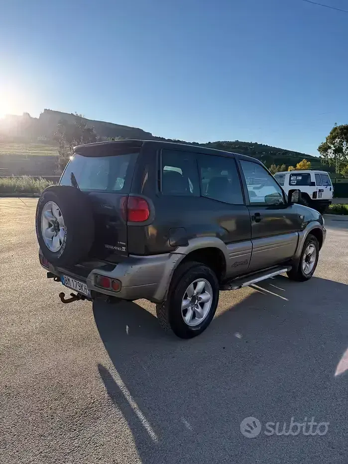Gebraucht Nissan Terrano 125 PS (91 kW) 2003 Schwarz SUV