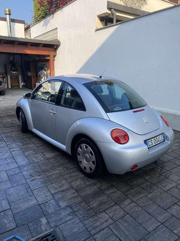 Usata 2004 VW Beetle Tre volumi | 4000 € (Buon prezzo) - Immagine 1/4