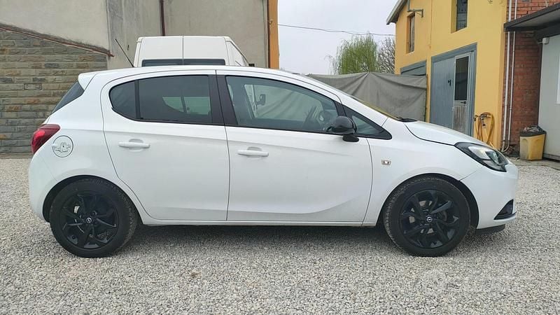 Usata Opel Corsa 90 CV (66 kW) 2016 Bianco Utilitaria