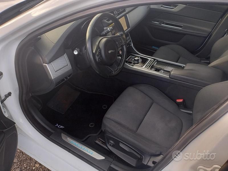 Occasion Jaguar XF 163 ch (119 kW) 2019 Blanc Break