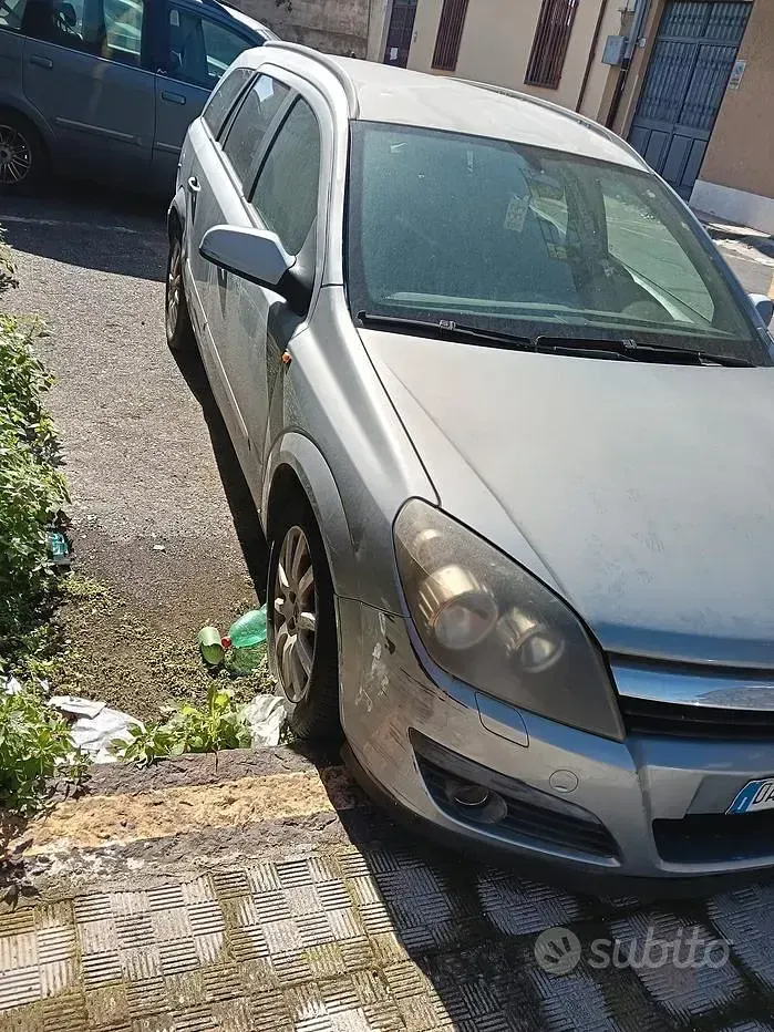 Usata Opel Astra 60 CV (44 kW) 2007 Station wagon