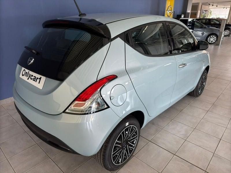 Usata Lancia Ypsilon S 69 CV (50 kW) 2024 Verde Utilitaria
