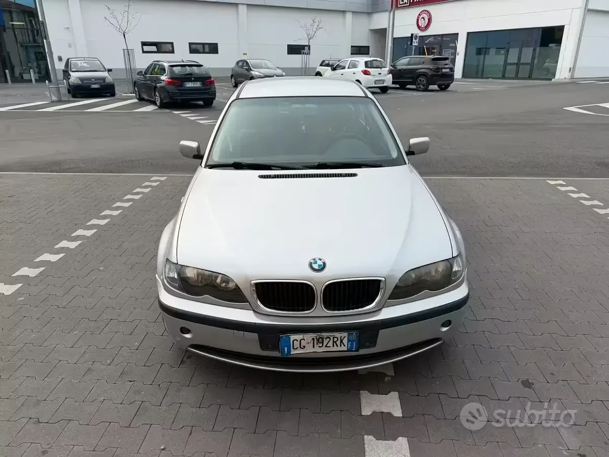 Usata BMW 316 Efficient Dynamics 116 CV (85 kW) 2003 Grigio Berlina