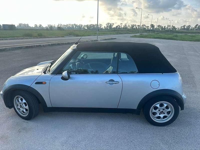 Usata Mini Cooper Cabriolet 116 CV (85 kW) 2006 Cabrio