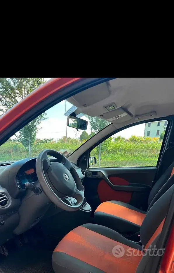 Usata Fiat Panda 60 CV (44 kW) 2010 Arancione Utilitaria