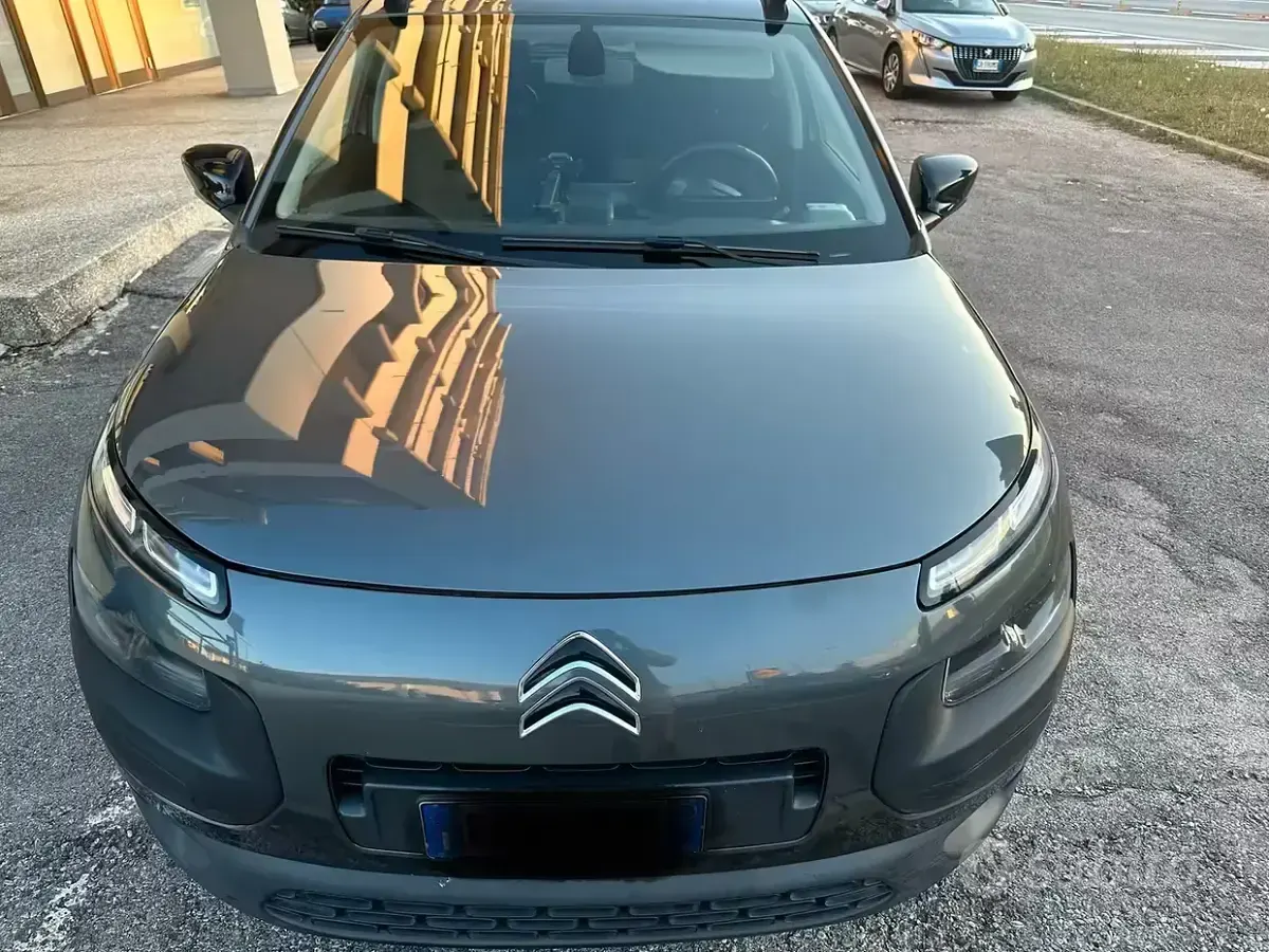 Usata Citroën C4 Cactus Feel 82 CV (60 kW) 2016 Grigio Utilitaria