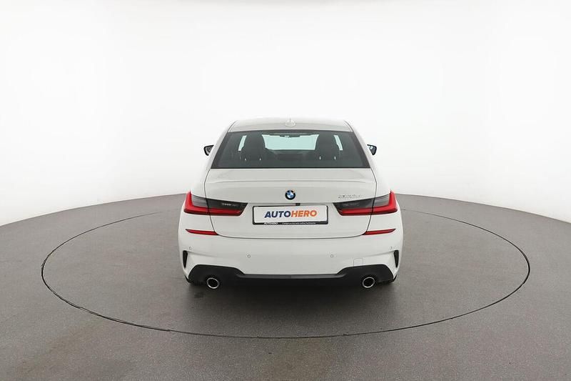 Usata BMW 320e M Sport 190 CV (139 kW) 2021 Bianco Berlina