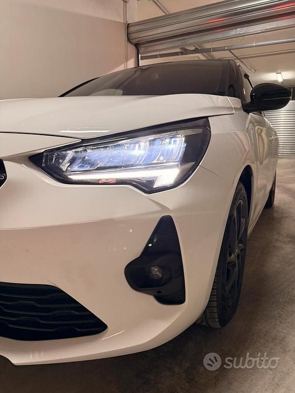 Usata Opel Corsa GS Line 102 CV (75 kW) 2023 Bianco Berlina