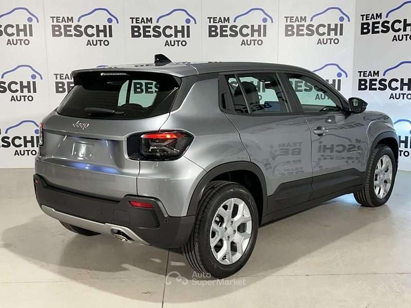 Usata Jeep Avenger Altitude 101 CV (74 kW) 2024 Grigio SUV