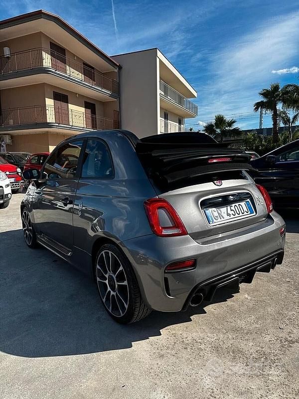 Usata Abarth 595C Turismo 165 CV (121 kW) 2019 Grigio Cabrio