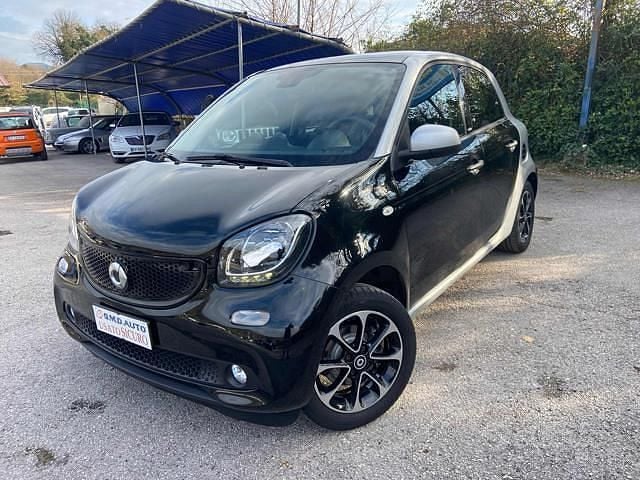 Usata Smart ForFour Passion 90 CV (66 kW) 2016 Nero Utilitaria