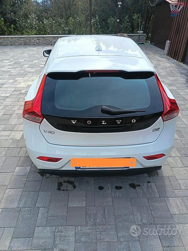 Usata Volvo V40 2014 Bianco Berlina