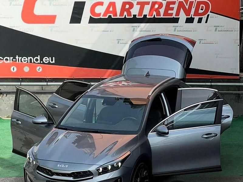 Usata Kia XCeed 136 CV (100 kW) 2022 Grigio SUV