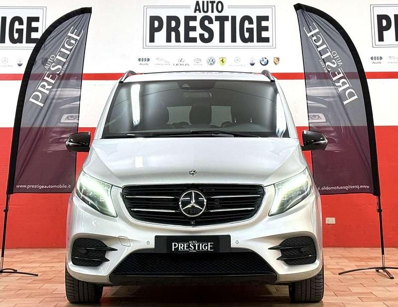 Usata Mercedes V250 AMG line 190 CV (139 kW) 2020 Argento Monovolume