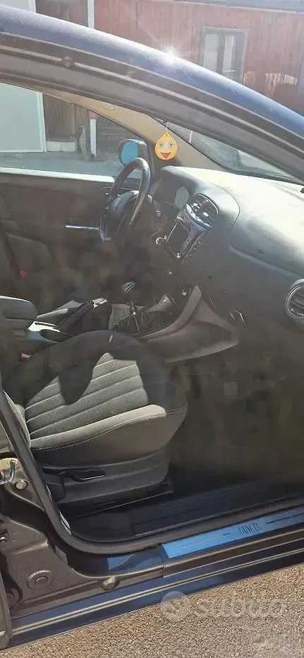 Usata Lancia Delta Silver 120 CV (88 kW) 2014 Grigio Utilitaria